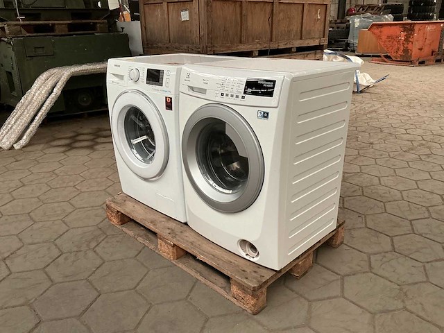 Wasmachine 1xsamsung 1xelectrolux (2x) - afbeelding 1 van  6