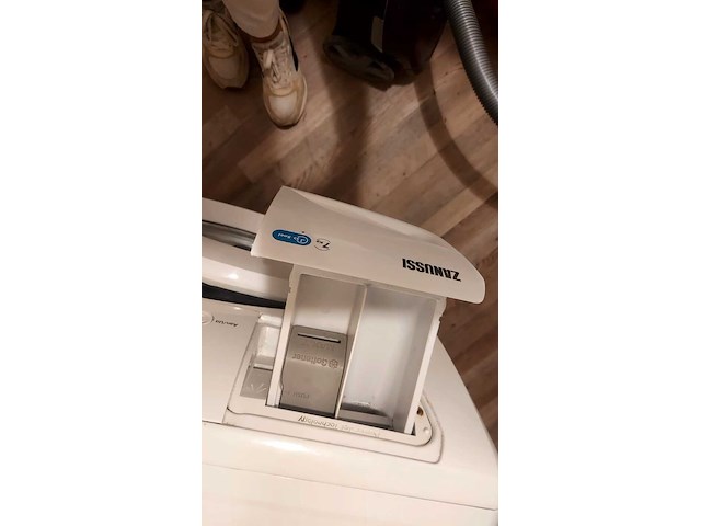 Wasmachine zanussi, lindo 100 - afbeelding 3 van  4