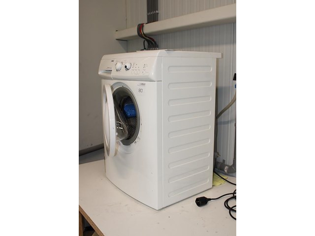 Wasmachine zanussi model zwf5140p. - afbeelding 2 van  3