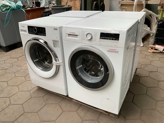 Wasmachines 1x bosch, 1x whirlpool, wasdroger 1x siemens, 1x bosch (4x) - afbeelding 1 van  8