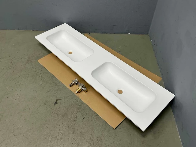 Wastafel 160 cm - afbeelding 1 van  7