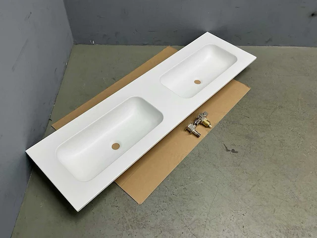 Wastafel 160 cm - afbeelding 3 van  7