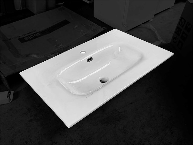 Wastafel keramisch 81x52cm - afbeelding 1 van  3