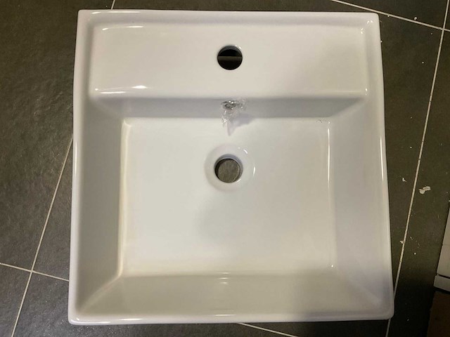 Wastafel keramisch - afbeelding 2 van  2