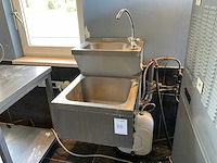 Wastafel met boiler - afbeelding 1 van  7