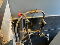 Wastafel met boiler - afbeelding 6 van  7