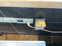 Wastafel met boiler - afbeelding 7 van  7