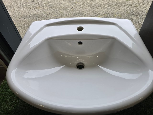 Wastafel met hansgrohe mengkraan villeroy & bosch, 7122 60 01, wit - afbeelding 4 van  7