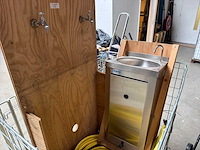 Wastafel opstelling (festival/evenement) - afbeelding 3 van  6