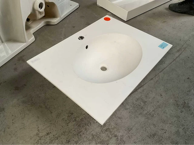 Wastafel solid surface 71x53cm - afbeelding 2 van  3