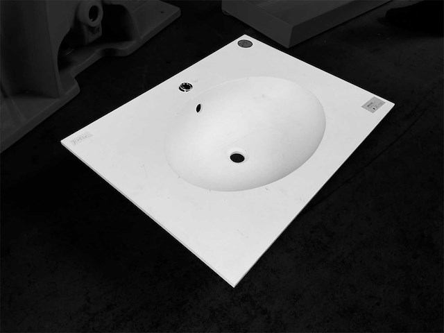 Wastafel solid surface 71x53cm - afbeelding 1 van  3