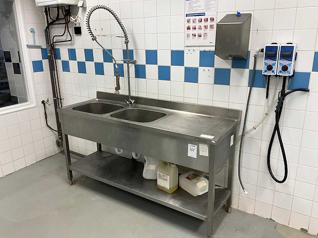 Wastafel - afbeelding 1 van  7