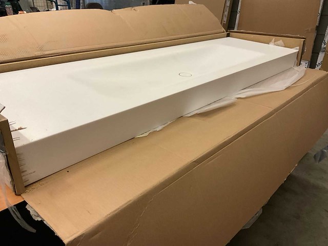Wastafelblad solid surface 174x51 cm - afbeelding 4 van  4
