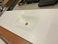 Wastafelblad solid surface 270x50 cm - afbeelding 4 van  4