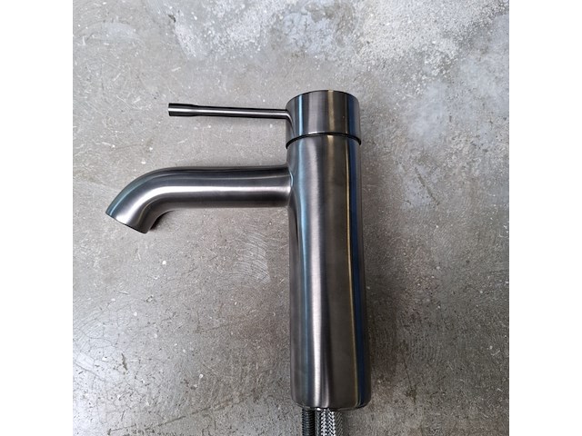 Wastafelkraan, grohe, essence new, gun metal - afbeelding 1 van  4