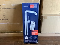 Wastafelkraan hoge draaibare uitloop, grohe, essence, chroom - afbeelding 2 van  4