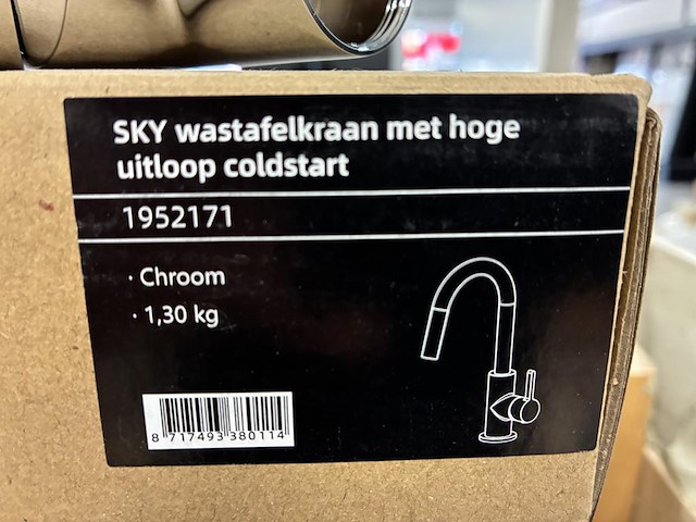 Wastafelkraan met hoge uitloop. - afbeelding 2 van  2