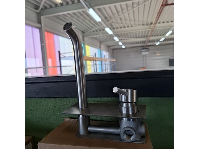 Wastafelkraan ta design, rvs geborsteld - afbeelding 1 van  5