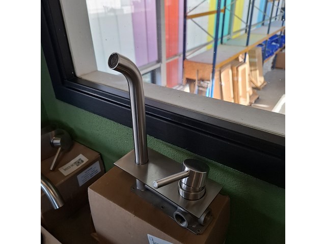 Wastafelkraan ta design, rvs geborsteld - afbeelding 2 van  5