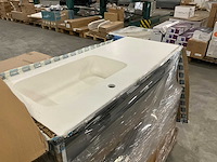 Wastafelopstelling op pallet - afbeelding 2 van  3