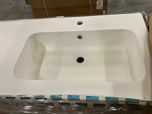 Wastafelopstelling op pallet - afbeelding 3 van  3