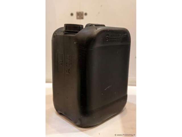 Wasverzachter in jerrycans - 12 stuks - afbeelding 1 van  3