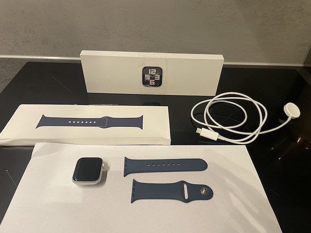 Watch se (2e generatie) 40mm (gps-versie), apple , a2722, blauw - afbeelding 2 van  8