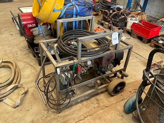 Water aanzuigende hogedrukreiniger - afbeelding 1 van  8