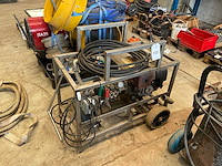 Water aanzuigende hogedrukreiniger - afbeelding 1 van  8