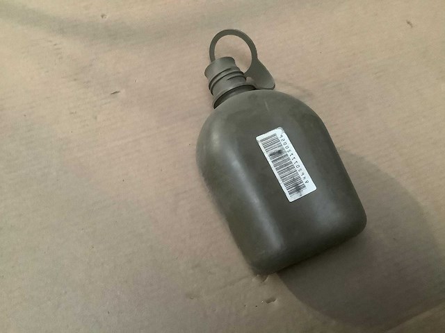 Water canteen (9x) - afbeelding 2 van  2