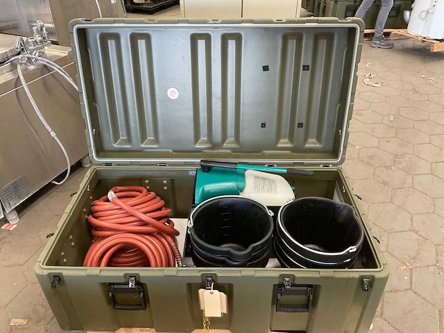 Water chest - afbeelding 2 van  5