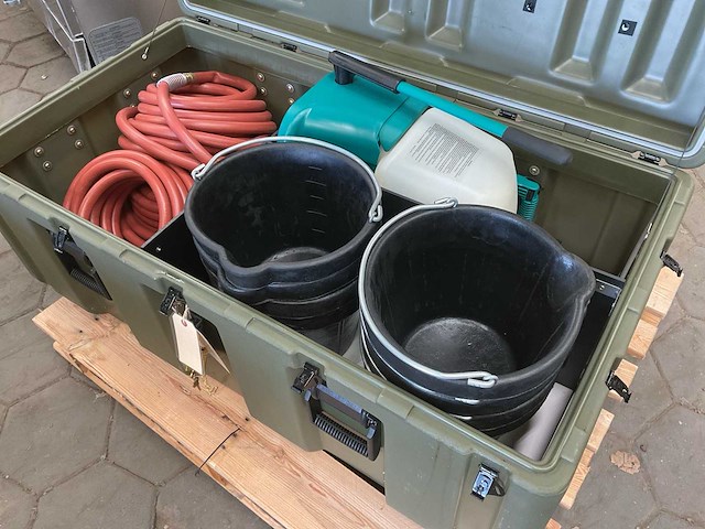 Water chest - afbeelding 4 van  5