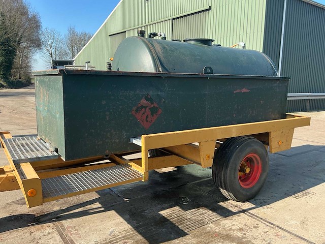 Water tank met honda motor - afbeelding 10 van  10