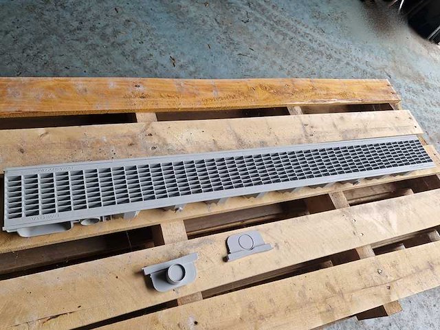 Waterafvoer goten (ca. 20st) - afbeelding 1 van  4