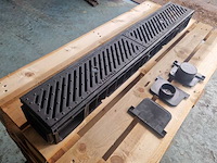 Waterafvoer goten (ca. 25st) - afbeelding 1 van  3