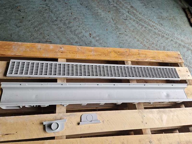Waterafvoer goten (ca. 60st) - afbeelding 2 van  4