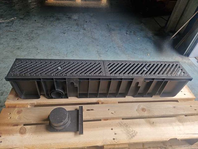 Waterafvoer goten (ca. 8st) - afbeelding 2 van  4