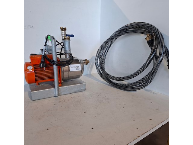 Waterbedpomp - 230v calpeda, ngxm 2, bouwjaar 2018 - afbeelding 1 van  9