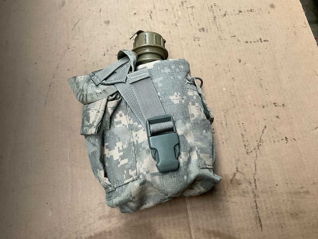 Waterbottle in pouch (4x) - afbeelding 3 van  3