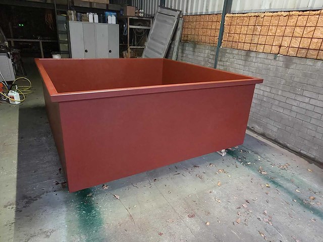 Waterdichte stalen bak 2.5x2.5m - afbeelding 1 van  5