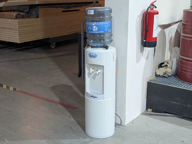 Waterdispenser culligan, eden - afbeelding 1 van  8