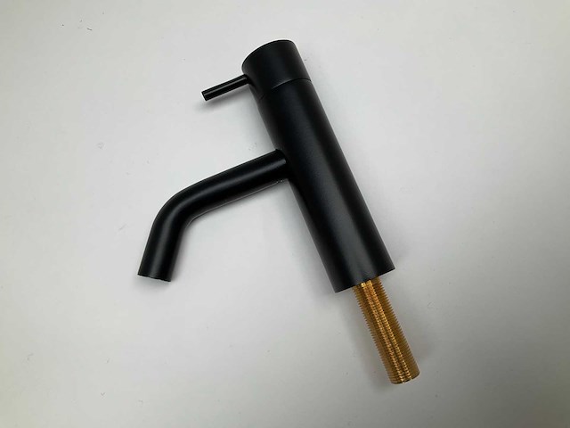 Waterevolution flow fonteinkraan mat zwart - afbeelding 2 van  8