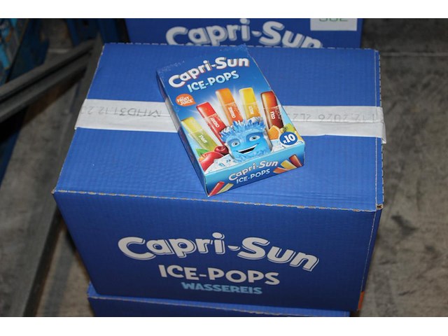 Waterijsjes capri sun ice-pops. doos met 24 x 10 ijsjes. tht 12-2026. - afbeelding 1 van  2