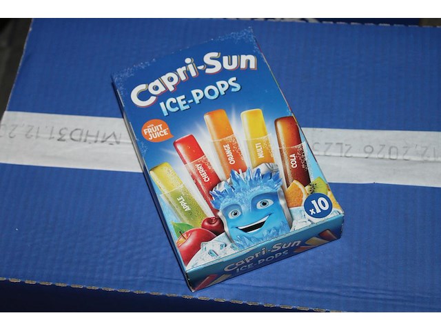 Waterijsjes capri sun ice-pops. doos met 24 x 10 ijsjes. tht 12-2026. - afbeelding 2 van  2