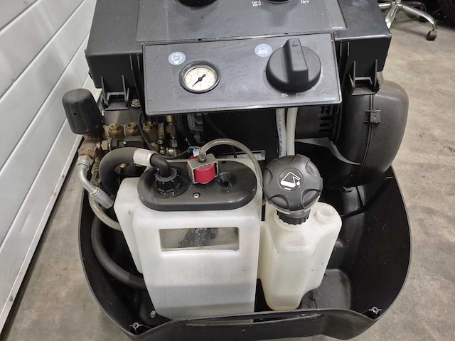 Waterkracht - 2019 - mtc-h50 d1813p4 - diesel hogedrukreiniger - afbeelding 9 van  11