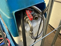 Waterontharder en sop doseer machine - afbeelding 4 van  4