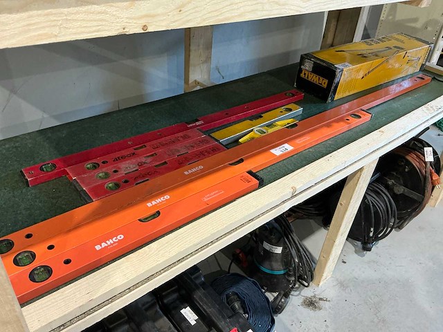 Waterpas (9x) - afbeelding 1 van  4