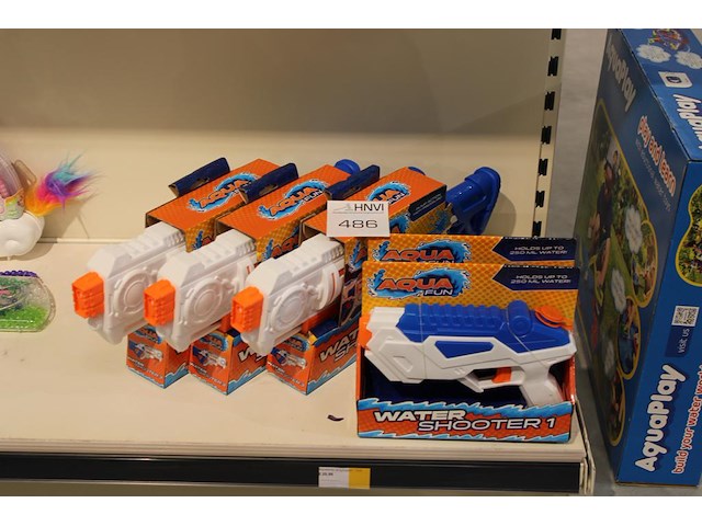 Waterpistolen aquafun, 5 stuks in schap. - afbeelding 1 van  2