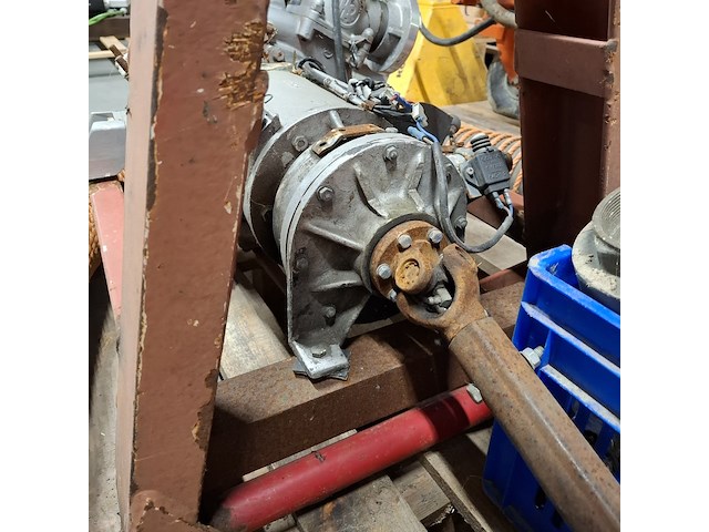 Waterpomp + diverse koppelstukken - afbeelding 2 van  17