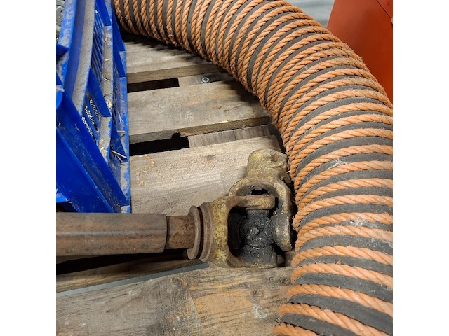 Waterpomp + diverse koppelstukken - afbeelding 3 van  17